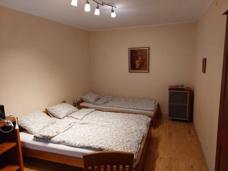 Appartement Apartament Polna Zator Extérieur photo